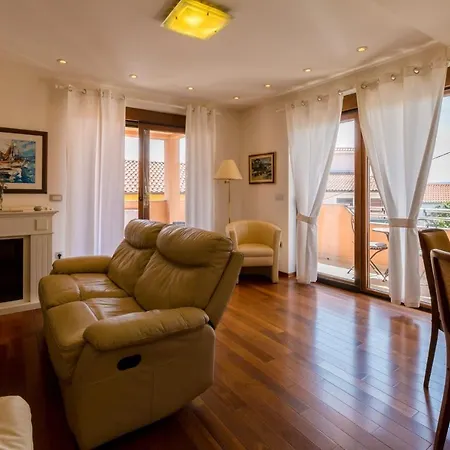 Egita Apartment *